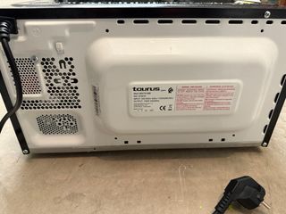 Microondas Taurus Negro