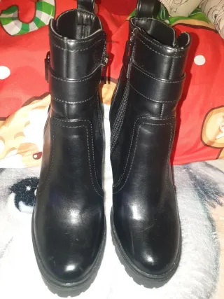 Botines negros Primadonna talla 38