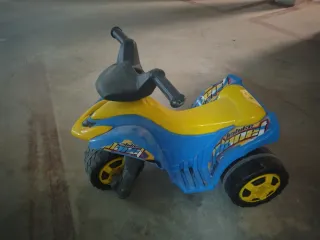 Moto infantil a batería