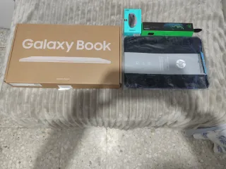 Samsung Galaxy Book 4 i7 16GB 1TB NUEVO+accesorios