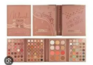 Paletas de sombras nuevas por 16 euros