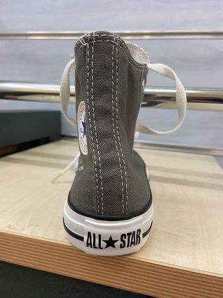 Converse grises altas