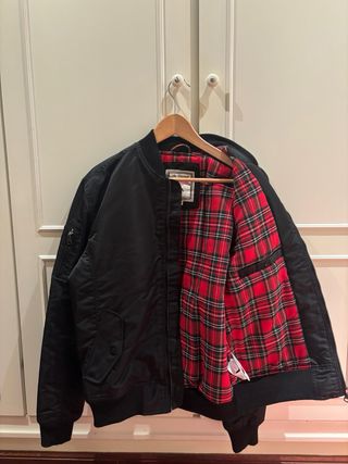 Chaqueta Lonsdale Negra Bomber