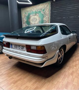 Porsche 924 1985