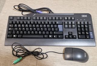 Teclado y Ratón IBM Retro