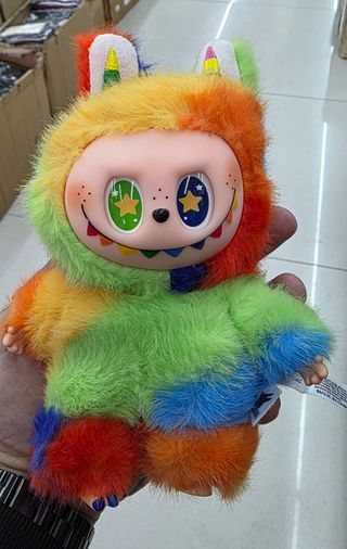 Labubu Arcoíris Estrellas Pop Mart..