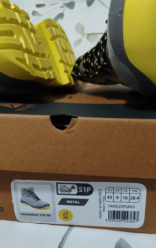 Botas de seguridad Delta Plus TANGARA2 Talla 43