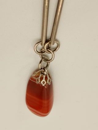 Collar de ágata roja