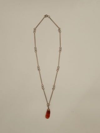 Collar de ágata roja