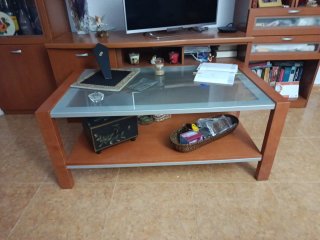 Mesa de comedor cristal y madera y mesa baja centr