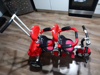 Triciclo doble para niños