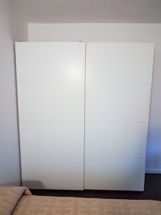 URGE - Armario Ikea PAX Grande