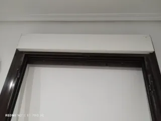 Balconera de aluminio.