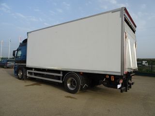 Volvo FM 440-CAMIONES FURGONES
