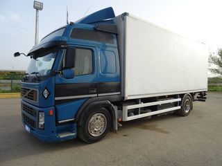 Volvo FM 440-CAMIONES FURGONES