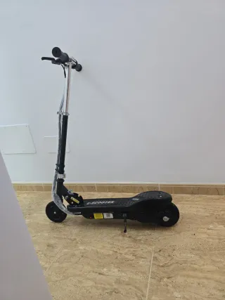 Patinete Eléctrico E-SCOOTER Negro