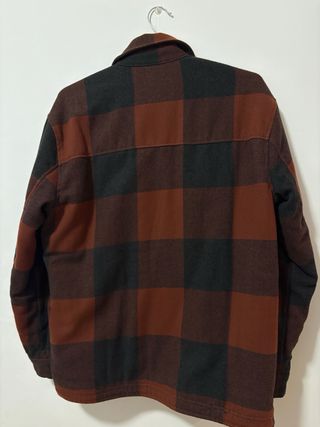 Chaqueta Zara cuadros negro y rojo