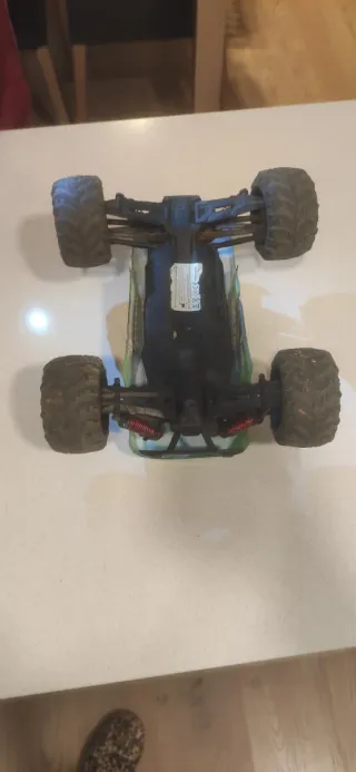 Coche radiocontrol 4x4