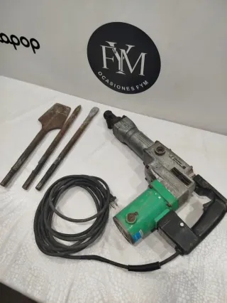 Martillo Hitachi con 3 Cinceles