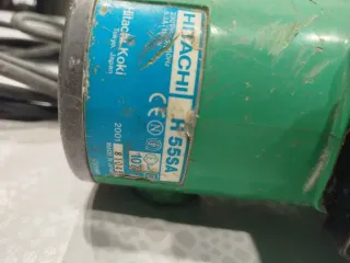 Martillo Hitachi con 3 Cinceles