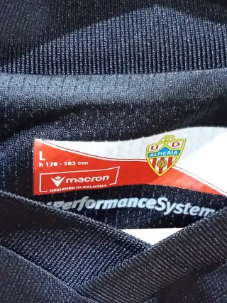 CAMISETA FUTBOL ALMERIA JUGADOR DZODIC PLAY USSED.