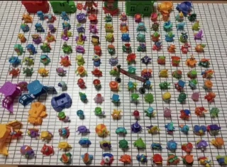 Colección Zomblings y Superthings