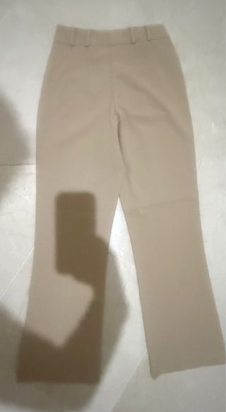 Pantalón beige de vestir