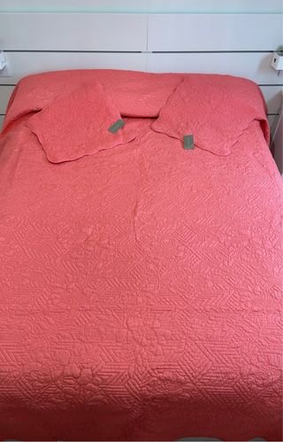 Colcha y 2 cojines Zara Home