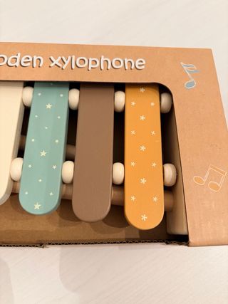 Xilófono de madera infantil