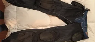 Vaqueros Moto T32-32