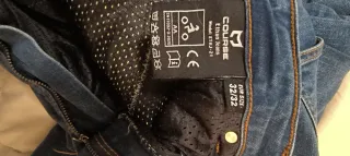 Vaqueros Moto T32-32