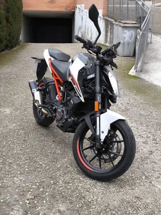 KTM Duke 125 ABS