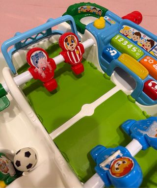Futbolín educativo con centro de actividades