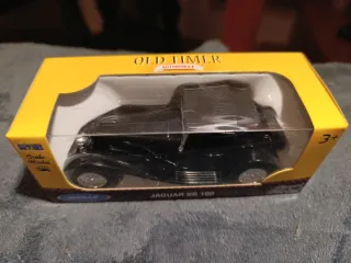 Welly MINIATURAS a Escala 1:34