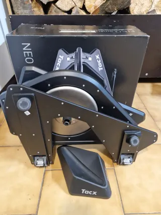 Rodillo inteligente Tacx Neo Smart