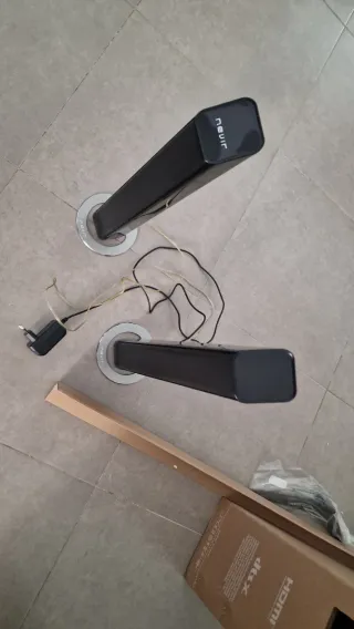 Altavoces negros