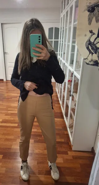 Pantalón efecto piel Calzedonia beige