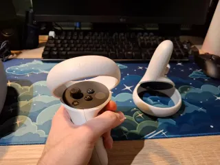 Meta Quest 2 + Cinghie + Accessori