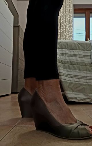 Maglia a maniche lunghe con stampa Scarpe e leggin