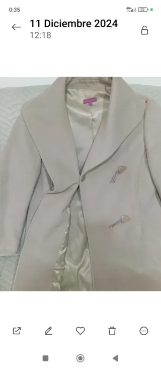 Abrigo corto Adolfo Domínguez beige