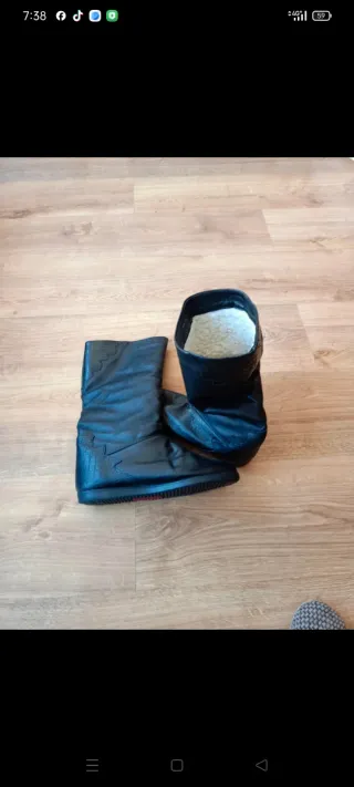 Botas de piel largas negras