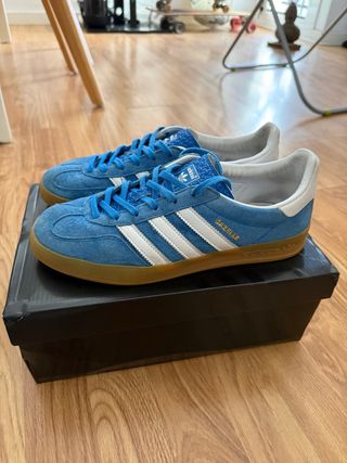 LIQUIDO!!! Zapatillas Adidas Gazelle Azul y Blanco