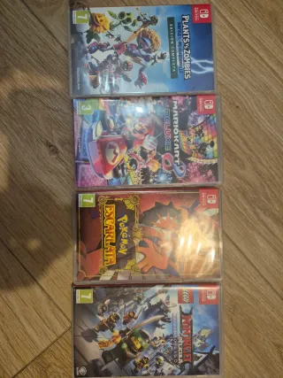 Nintendo Switch + 4 Juegos