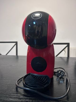 Cafetera Dolce Gusto Roja