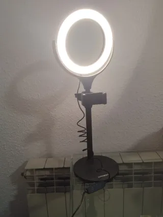 Aro de Luz LED Profesional con Trípode