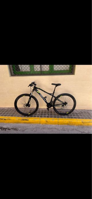 Bicicleta Mitical Negra