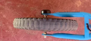 Bicicleta de equilibrio Sawyer azul