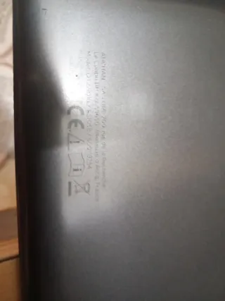 tablet para piezas o para arreglar + funda