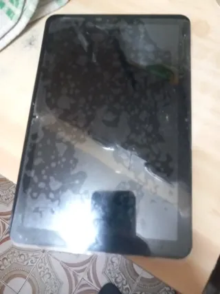 tablet para piezas o para arreglar + funda