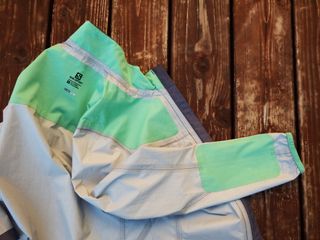 Chaqueta Impermeable Salomon Mujer Talla S